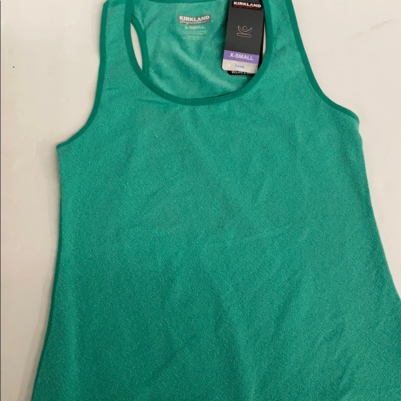 Kirkland Signature Tops - NWT Kirkland Signature women’s tank top